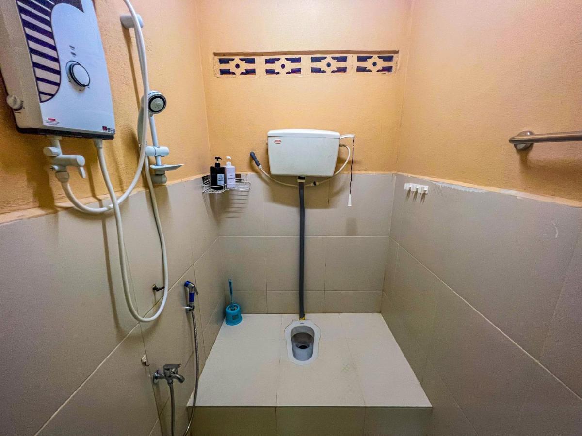 Nail Guest House Kuala Besut Kampong Nail Ngoại thất bức ảnh